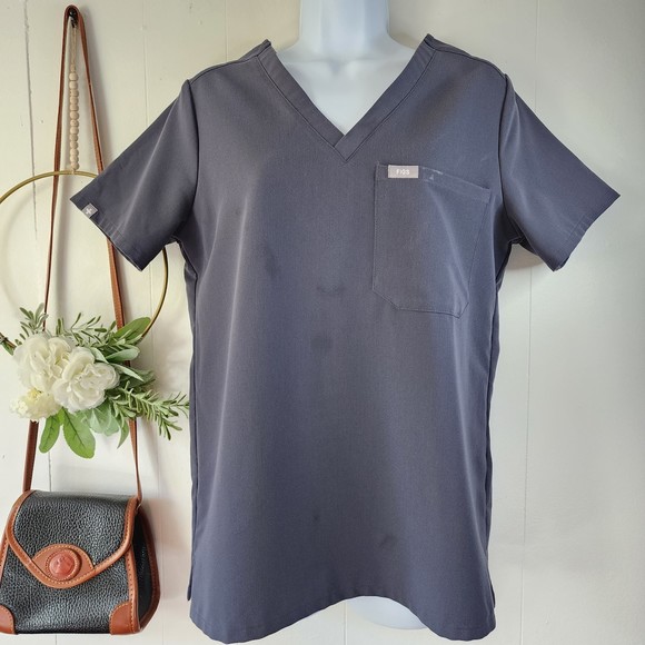 Figs Tops - FIGS Catarina One-Pocket Scrub Top Graphite Size Small